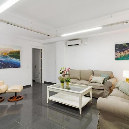 Amplio Piso En Atarazanas Apartman Málaga Kültér fotó