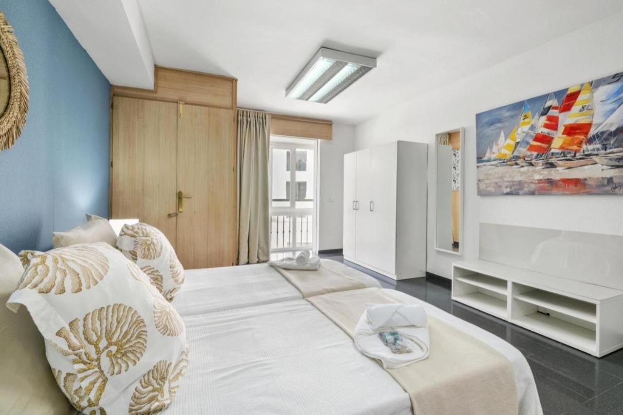 Amplio Piso En Atarazanas Apartman Málaga Kültér fotó